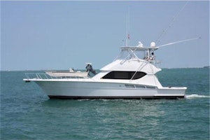 Picture Of: 50' Hatteras 50 Convertible 2002 Yacht For Sale | 1 of 37
