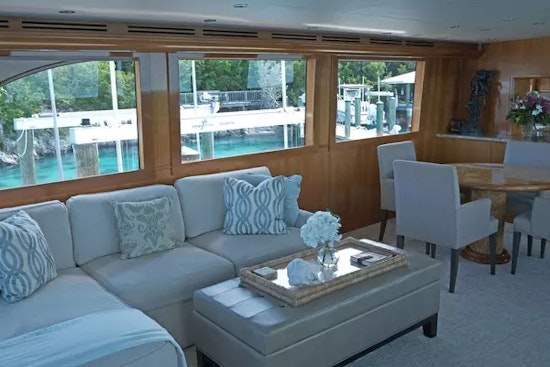 Hatteras Sport Deck Yacht For Sale