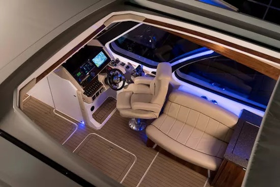 Floe Craft Afina 3950 Yacht For Sale