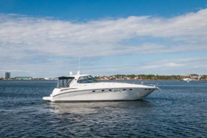 Picture Of: 55' Sea Ray 510 DA 2002 Yacht For Sale | 4 of 47