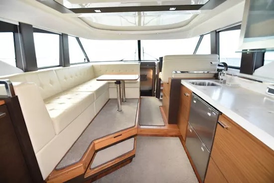 Tiara Yachts 44 Coupe Yacht For Sale