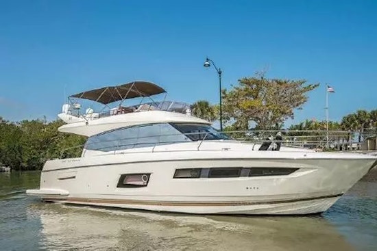 Prestige 550 Yacht For Sale