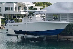 Picture Of: 33' Invincible 33 Center Console 2017 Yacht For Sale | 1 of 17