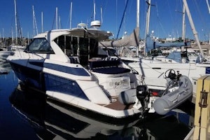 Picture Of: 42' Regal Sport Coupe 2011 Yacht For Sale | 2 of 46