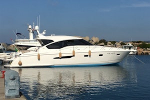 Picture Of: 60' Tiara Yachts 5800 Sovran 2008 Yacht For Sale | 1 of 24