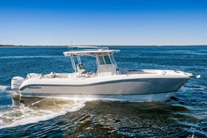 Picture Of: 32' World Cat 320 CC 2019 Yacht For Sale | 1 of 29