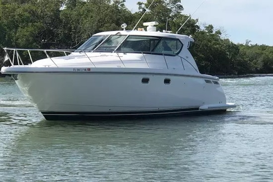 Tiara Yachts 4300 Sovran Yacht For Sale