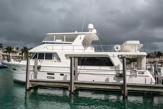 Hampton Endurance Yacht For Sale