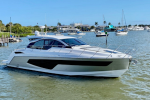 Picture Of: 53' Azimut 51 Atlantis 2019 Yacht For Sale | 4 of 38