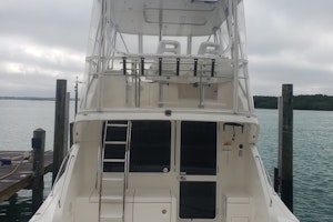 Picture Of: 42' Riviera 42 Convertible 2008 Yacht For Sale | 2 of 23
