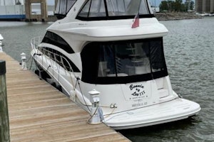 Picture Of: 54' Meridian 541 Sedan 2012 Yacht For Sale | 3 of 15
