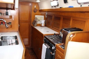 Picture Of: 48' Tayana 48 1995 Yacht For Sale | 4 of 58