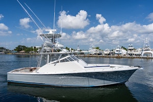 Picture Of: 43' Release Walkaround 2014 Yacht For Sale | 1 of 29