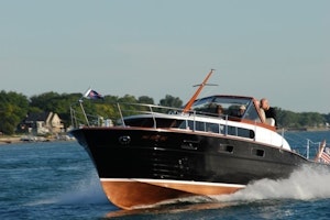 Picture Of: 33' Chris-Craft 33 Futura 1957 Yacht For Sale | 4 of 32