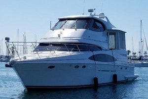 Picture Of: 59' Carver 564 Cockpit 2001 Yacht For Sale | 1 of 50