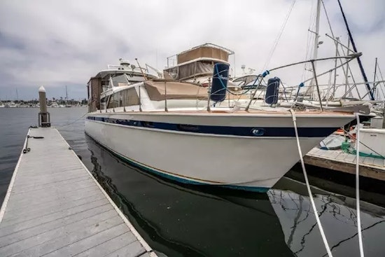 Chris-Craft Roamer Yacht For Sale