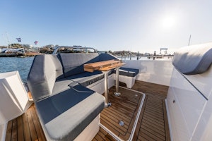 Nimbus T9 Yacht For Sale