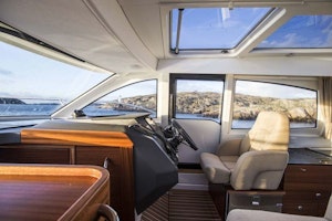 Nimbus 305 Coupe Yacht For Sale