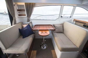 Nimbus 305 Coupe Yacht For Sale