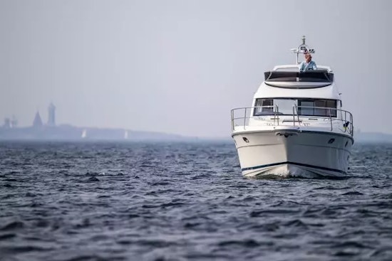 Nimbus 405 Flybridge Yacht For Sale