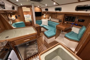 Tartan 365 Yacht For Sale