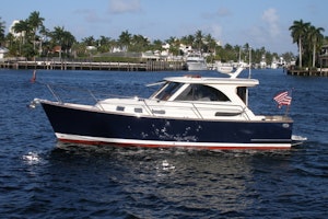 Legacy Cabin Cruiser Yacht For Sale