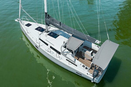 Hanse 388 Yacht For Sale