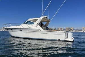 Tiara Yachts  Yacht For Sale