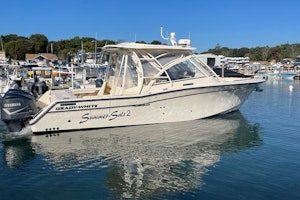 Grady-White Freedom 335 Yacht For Sale