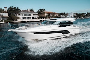 Prestige 590 S Yacht For Sale
