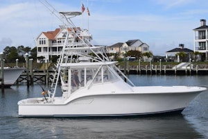 Custom Carolina SeaTek 36 Custom Express Yacht For Sale