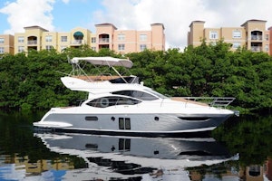 Azimut 42 Fly Yacht For Sale