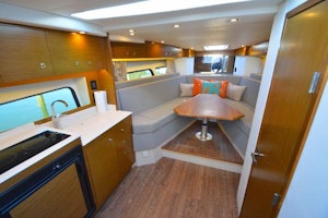 Cruisers Yachts 390 Sport Express Yacht For Sale