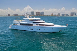 Johnson 103 Yacht For Sale