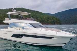 Picture Of: 52' Prestige 520 FLY 2020 Yacht For Sale | 1 of 62