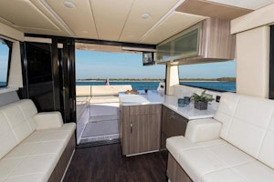 Regal 38XO Yacht For Sale