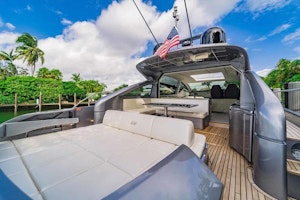 Pershing Express with Hardtop Yacht For Sale