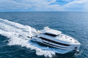 Horizon FD90 Yacht For Sale