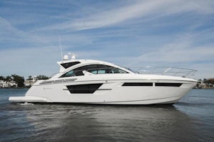 Cruisers Yachts 54 Cantius Yacht For Sale