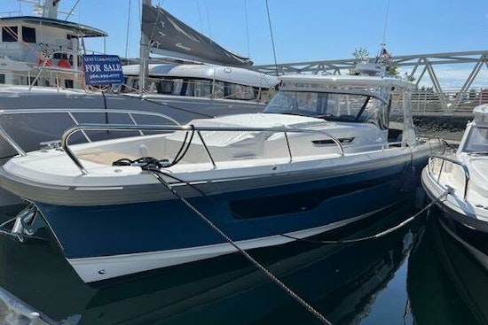 Nimbus W9 #210 Yacht For Sale