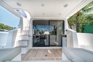 Azimut Flybridge Yacht For Sale
