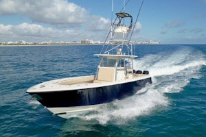 Contender 39 ST Yacht For Sale