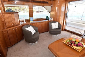 McKinna 69 Skylounge Yacht For Sale