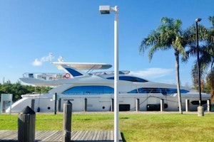 Azimut 100 Grande Yacht For Sale