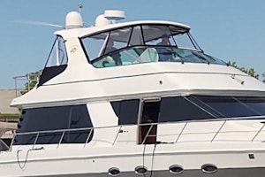 Carver Voyager 530 Yacht For Sale
