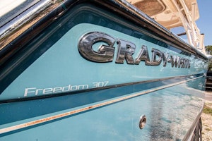 Grady-White Freedom 307 Yacht For Sale