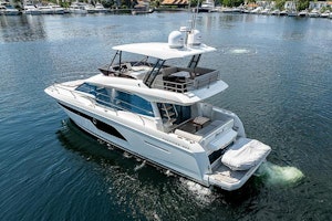 Prestige 520 Fly Yacht For Sale