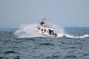 Ranger Tugs R-31 CB Yacht For Sale