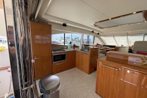 Maritimo 60 Sports Cabriolet Yacht For Sale
