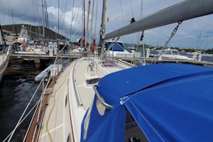 Island Packet 440 Yacht For Sale